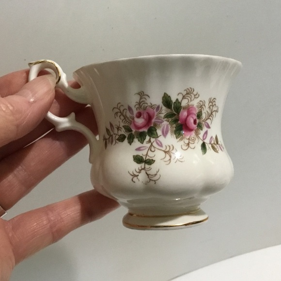 Vintage RARE Royal Albert Lavender Rose dainty footed teacup and saucer - Picture 9 of 13